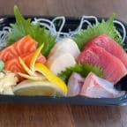 Best Sashimi Appetizer (8 pcs) in Brooklyn, NY
